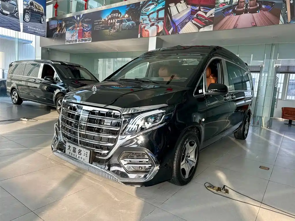 Vito 2024 2.0T Business Edition 7 seats купить на сайте DeffCars