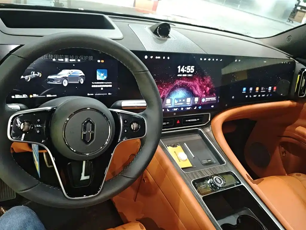 Wenjie M9 2025 extended range Ultra version 52kWh 6-seater version 192-line lidar) купить на сайте DeffCars