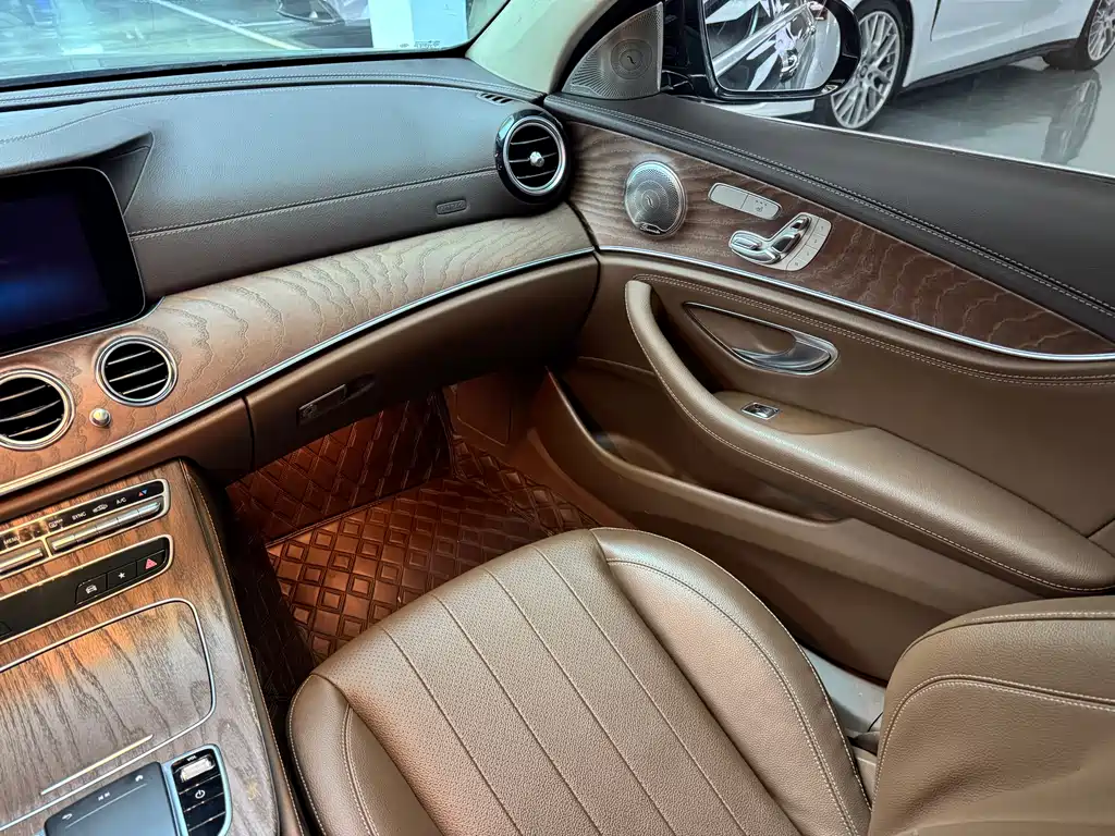 Mercedes-Benz E-Class 2020 E 300 L Fashion купить на сайте DeffCars