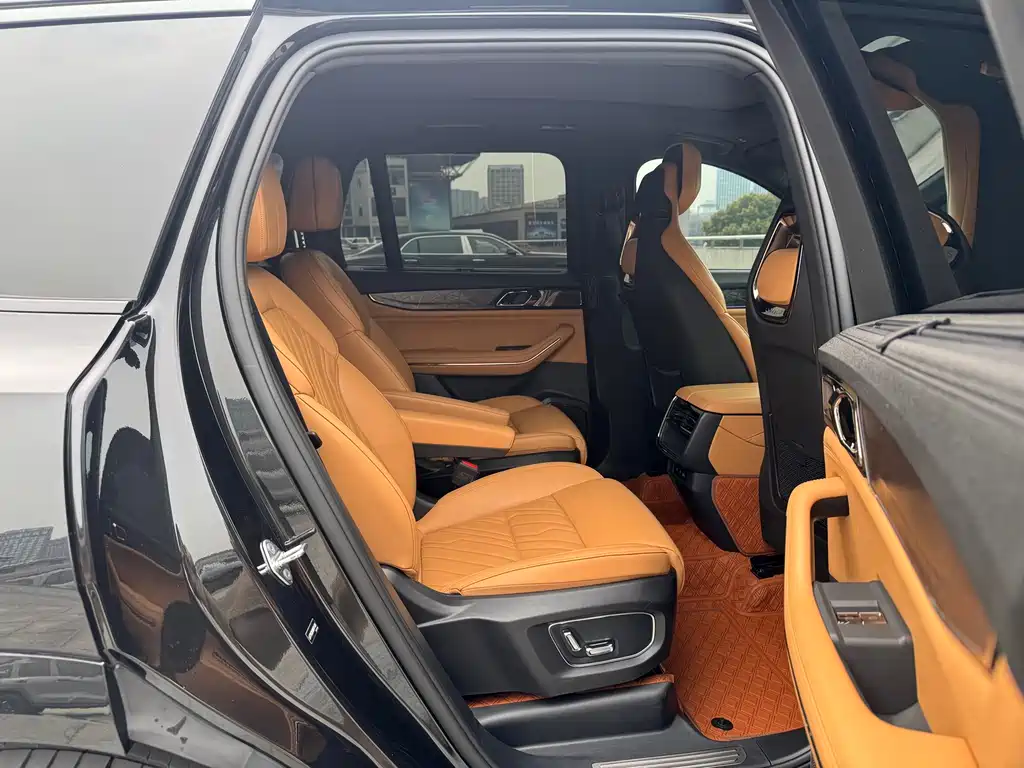 Lynk & Co 09 2021 2.0T Ultra six-seater купить на сайте DeffCars