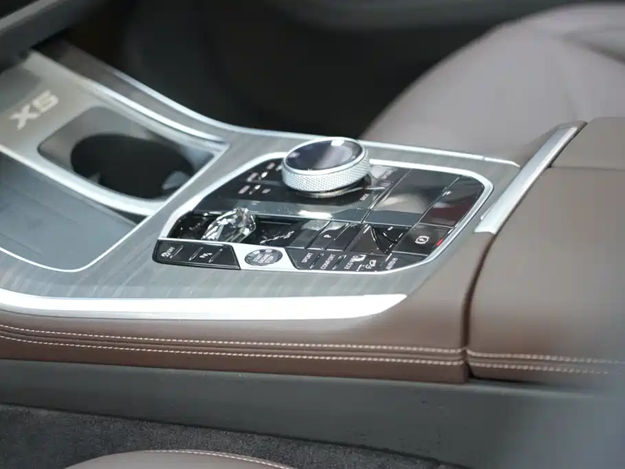 BMW X5 2023 xDrive 40Li M Sports Night Package купить на сайте DeffCars