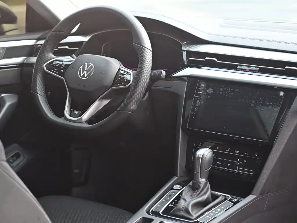 FAW-Volkswagen CC 2023 380TSI eye-catching version купить на сайте DeffCars