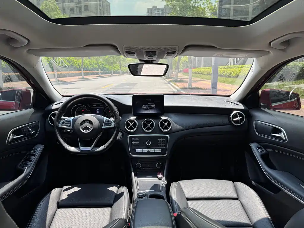 Mercedes-Benz GLA 2019 GLA 200 Dynamic купить на сайте DeffCars
