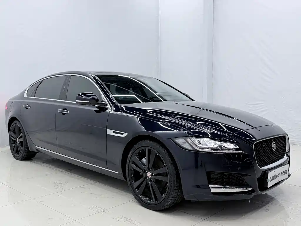 Jaguar XFL 2021 XFL 2.0T P250 four-wheel drive obsidian sports version купить на сайте DeffCars