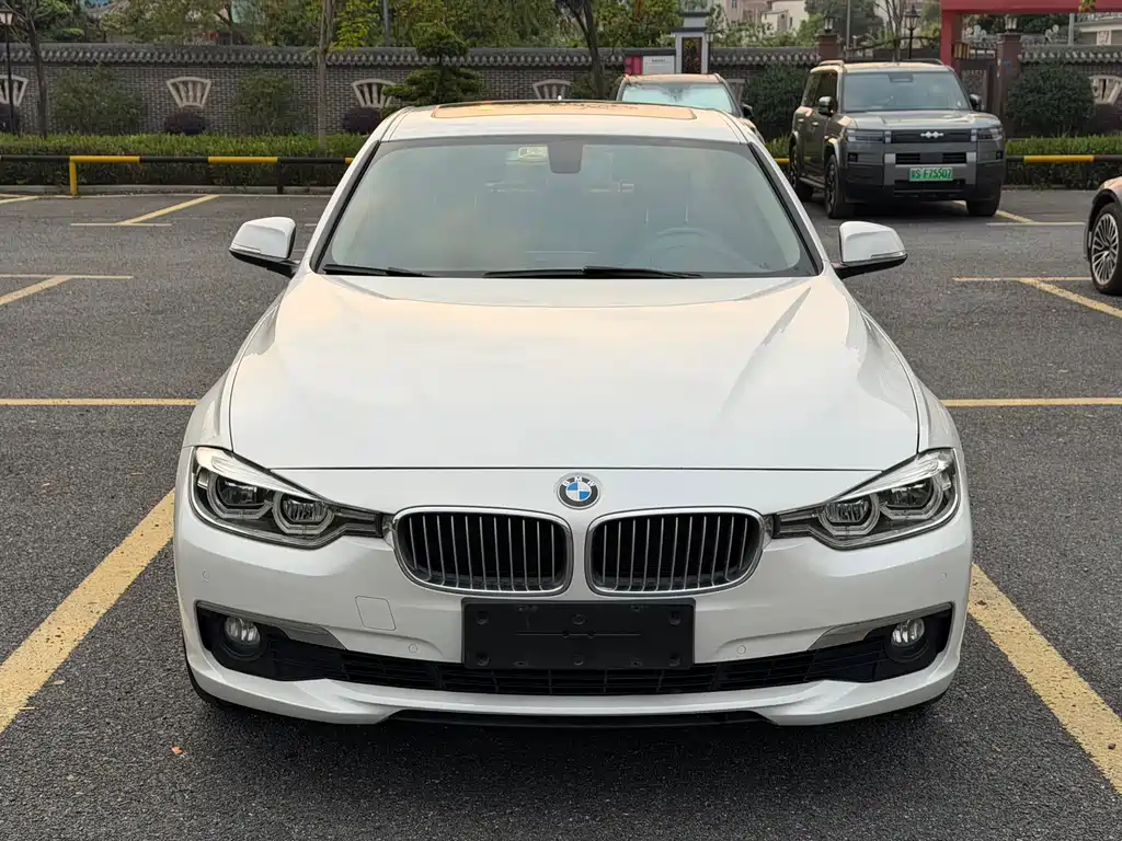 BMW 3 Series 2018 320Li xDrive Fashion купить на сайте DeffCars