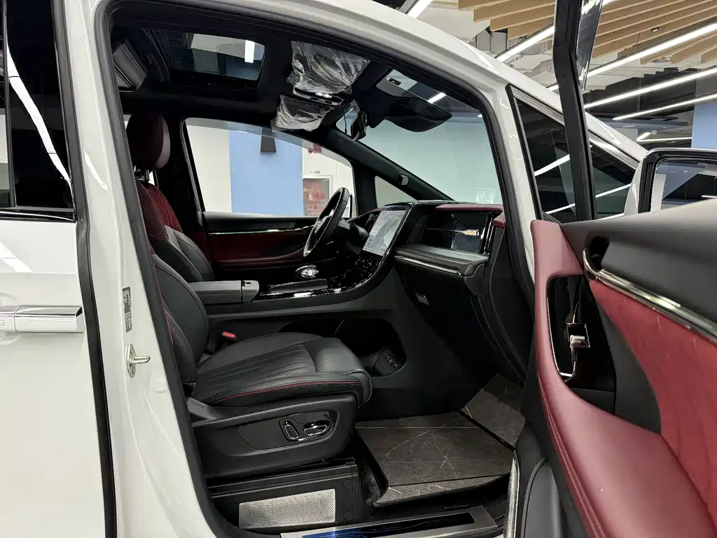 Trumpchi M8 2023 Grandmaster Series 400T Flagship Edition купить на сайте DeffCars