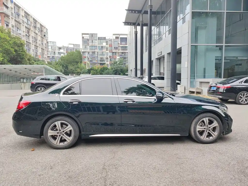 Mercedes-Benz C-Class 2021 C 260 L Sports Edition купить на сайте DeffCars