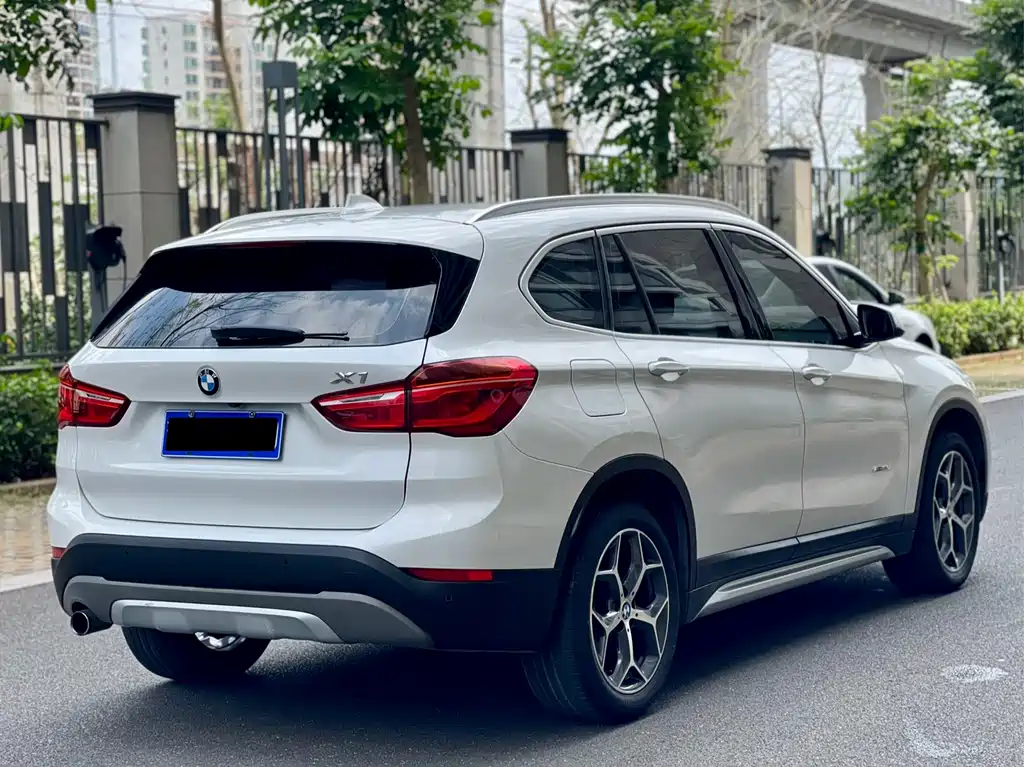 BMW X1 2018 sDrive18Li Exclusive Model купить на сайте DeffCars