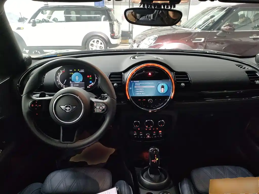 MINI CLUBMAN 2023 facelift 2.0T COOPER S Connoisseur купить на сайте DeffCars