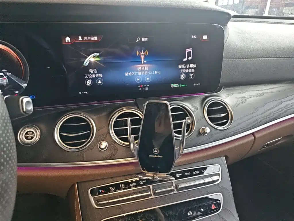 Mercedes-Benz E-Class imported 2021 facelift E 260 fashionable sports version купить на сайте DeffCars