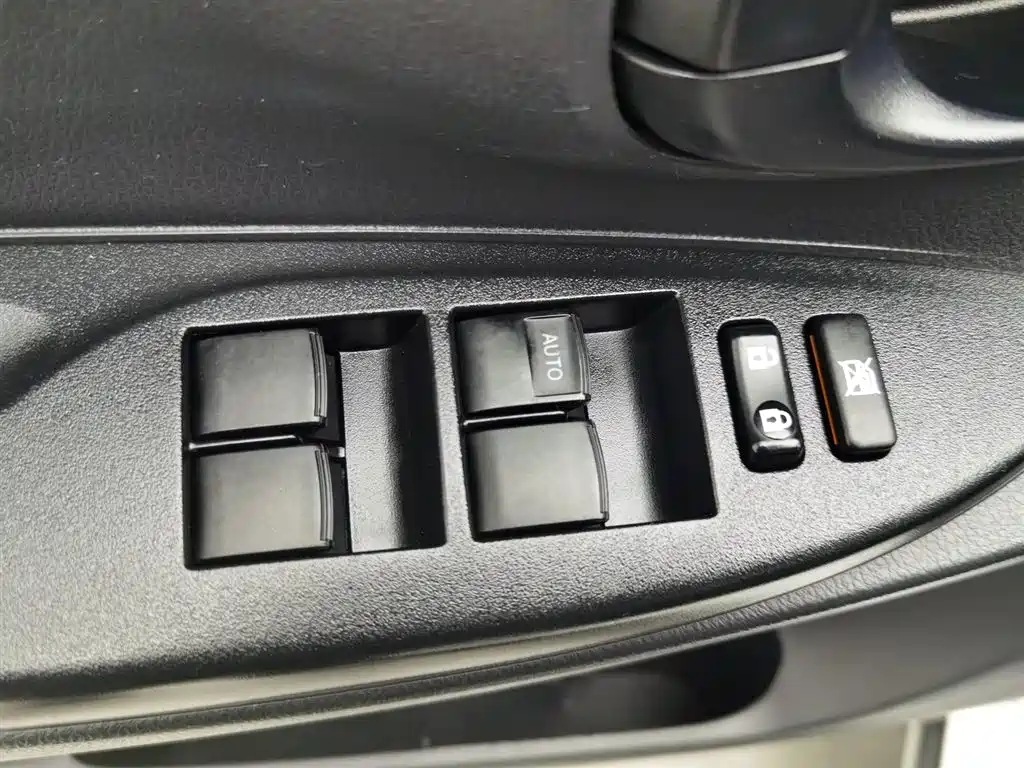 YARiS L Zhixuan 2020 Zhixuan X 1.5L CVT leading version купить на сайте DeffCars