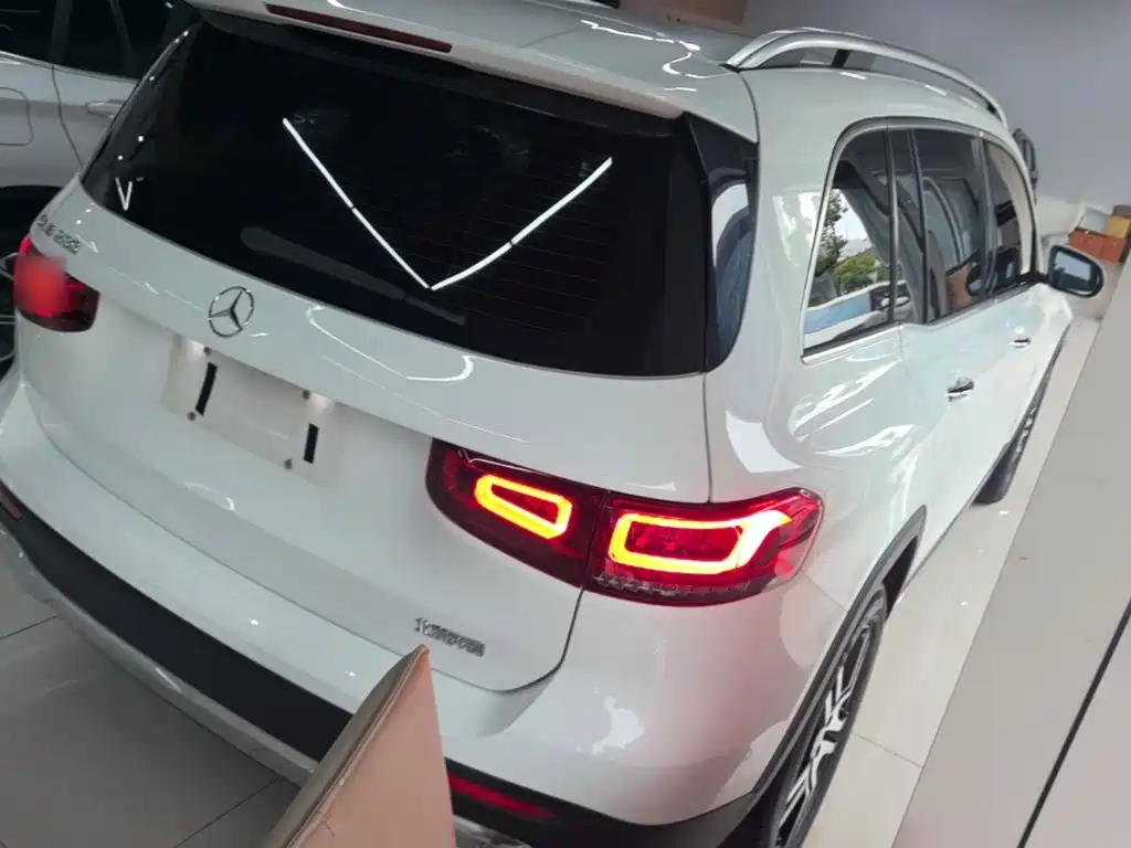 Mercedes-Benz GLB 2022 facelift GLB 200 dynamic купить на сайте DeffCars