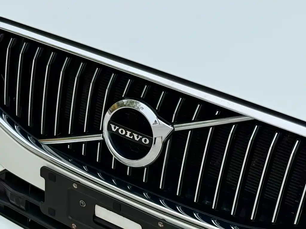 Volvo XC60 2020 T5 four-wheel drive Zhiyi Luxury Edition купить на сайте DeffCars