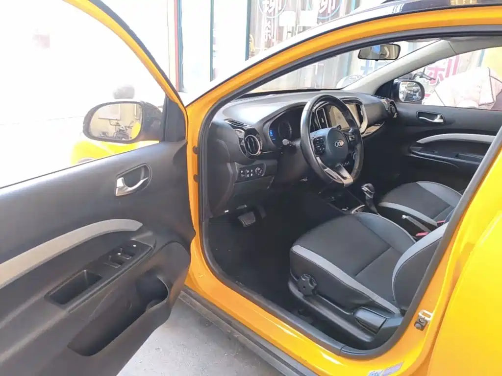 Yipao 2019 1.4L automatic sports version National VI купить на сайте DeffCars