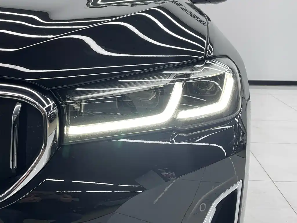 BMW 5 Series 2022 530Li Leading Luxury Package купить на сайте DeffCars