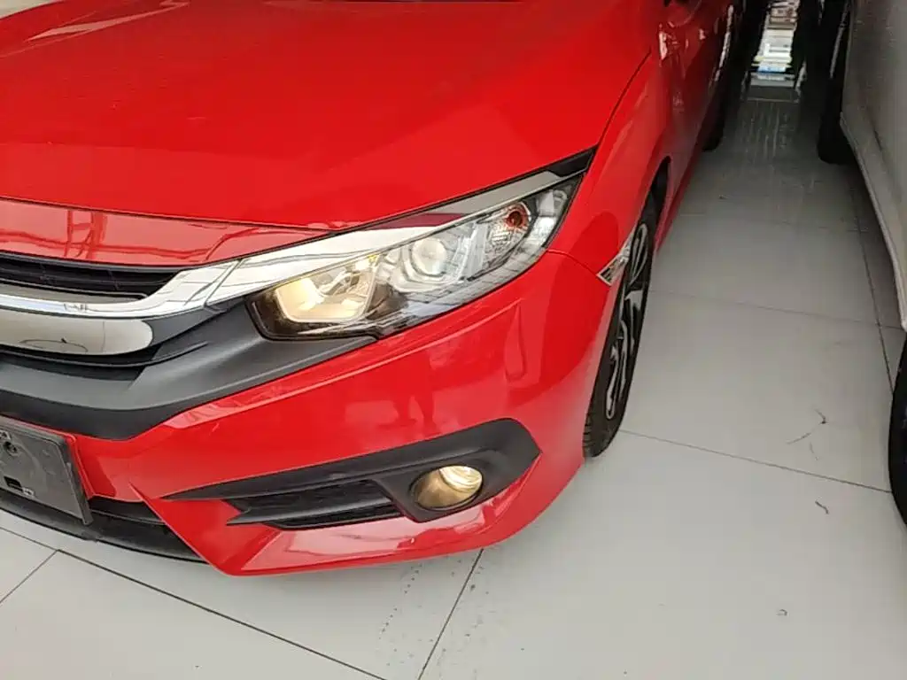 Civic 2016 220TURBO CVT Deluxe Edition купить на сайте DeffCars
