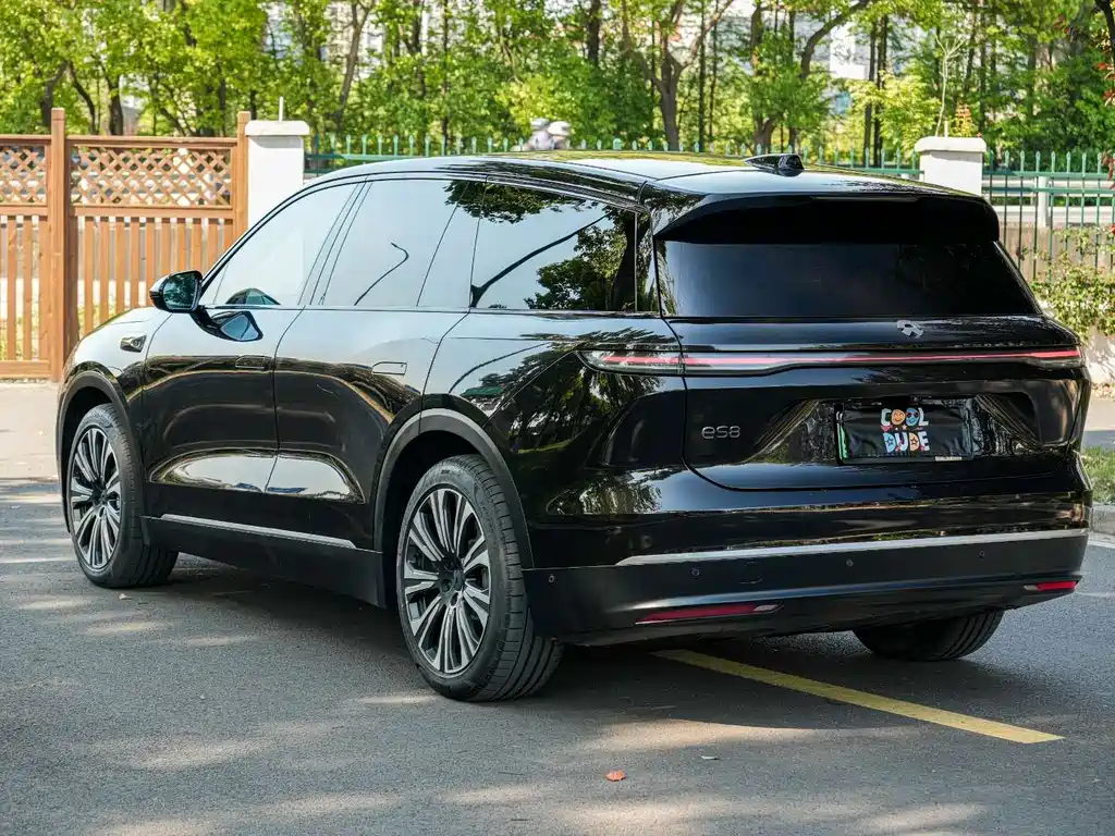 NIO ES8 2024 75kWh Executive Edition купить на сайте DeffCars