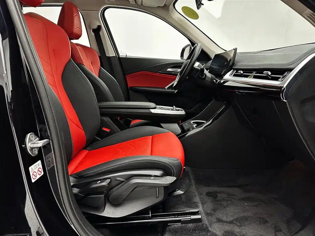 BMW X1 2023 sDrive20Li X Design Package купить на сайте DeffCars