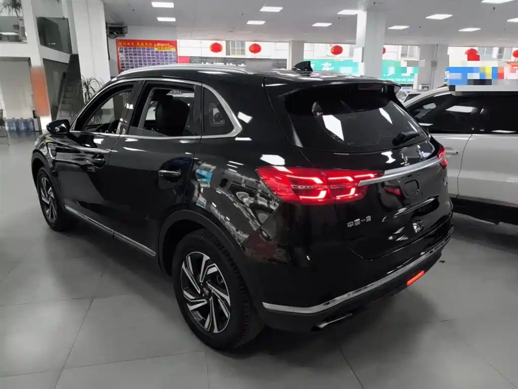 Hongqi HS5 2022 facelift 2.0T Zhilian Flagship Edition купить на сайте DeffCars