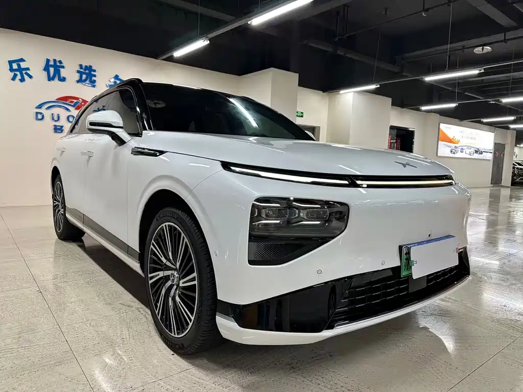 Xpeng G9 2026 725 Max купить на сайте DeffCars