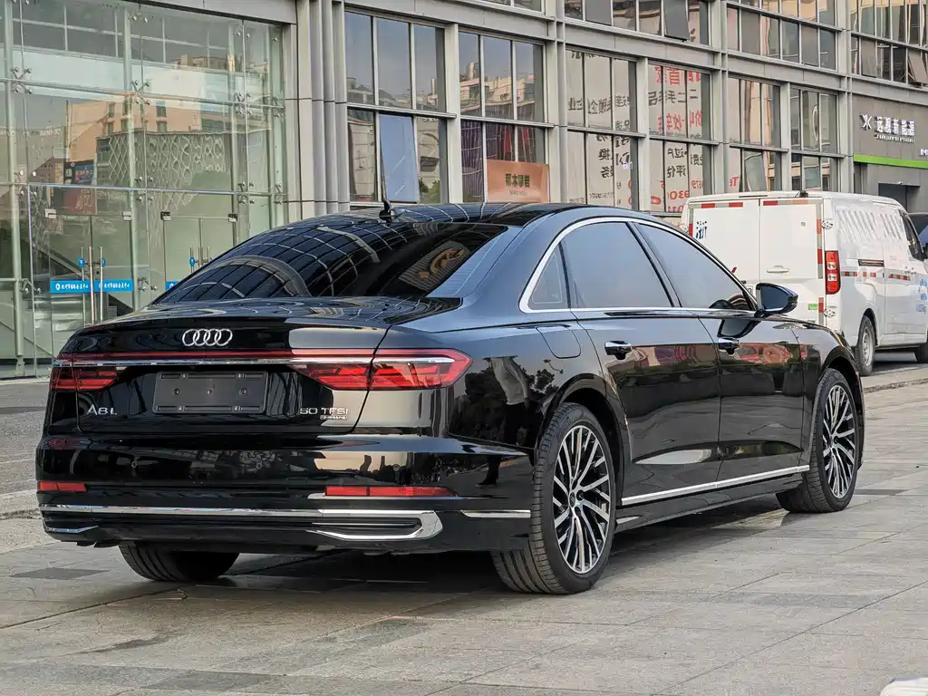 Audi A8 2023 A8L 50 TFSI quattro Premium Selection купить на сайте DeffCars