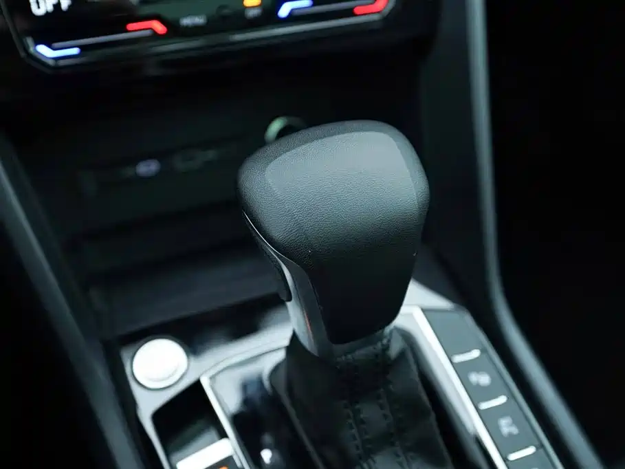 Tiguan L 2023 facelift 380TSI automatic four-wheel drive R-Line flagship version 7 seats купить на сайте DeffCars