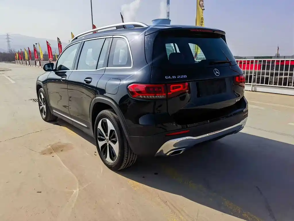 Mercedes-Benz GLB 2023 GLB 220 Fashion Model купить на сайте DeffCars