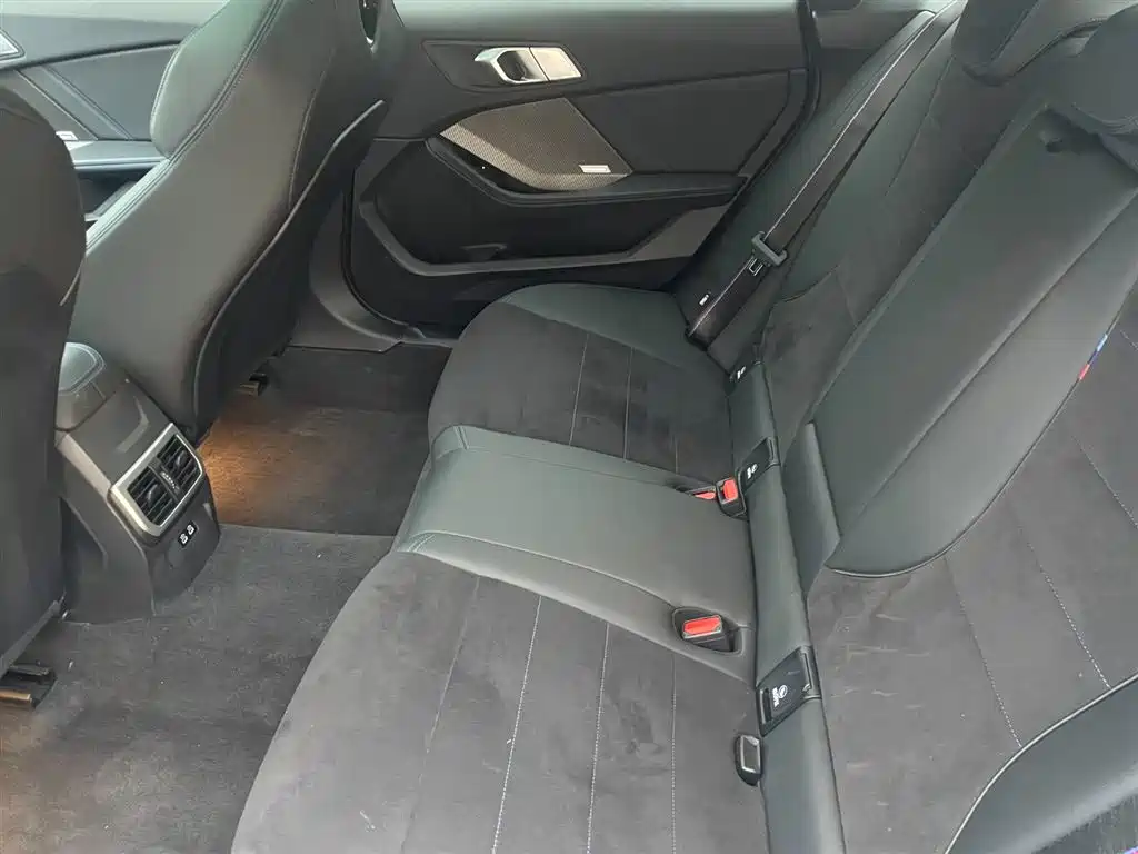 BMW M235L 2025 M235L купить на сайте DeffCars