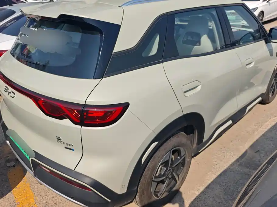 Yuan UP 2025 smart driving version 401KM transcendent model купить на сайте DeffCars