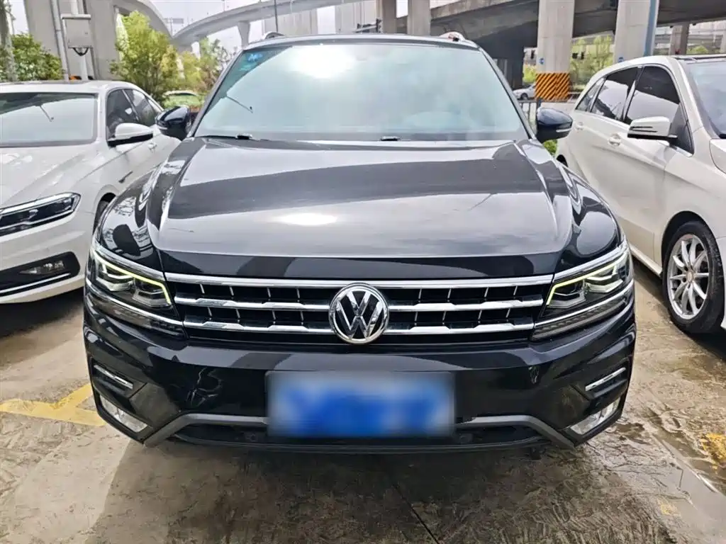 Tiguan L 2017 330TSI automatic two-wheel drive flagship version купить на сайте DeffCars