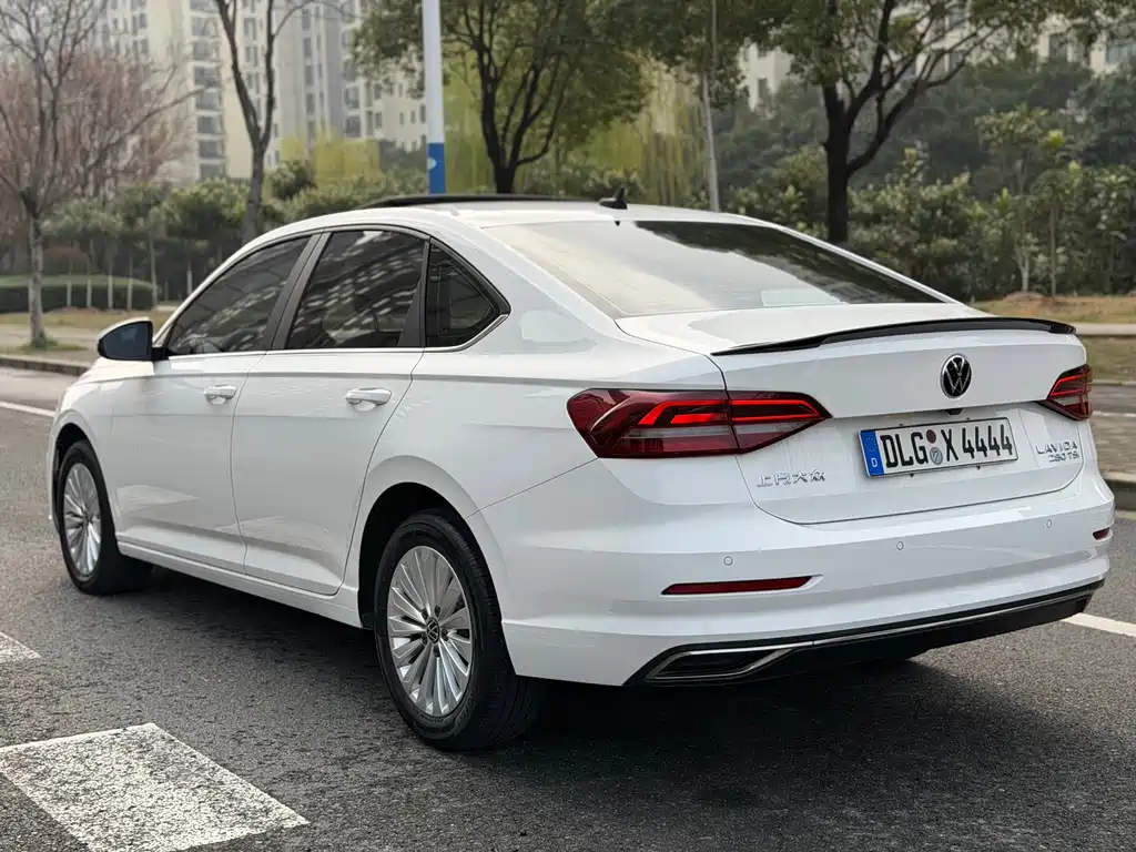 Lavida 2021 280TSI DSG Comfort Edition купить на сайте DeffCars