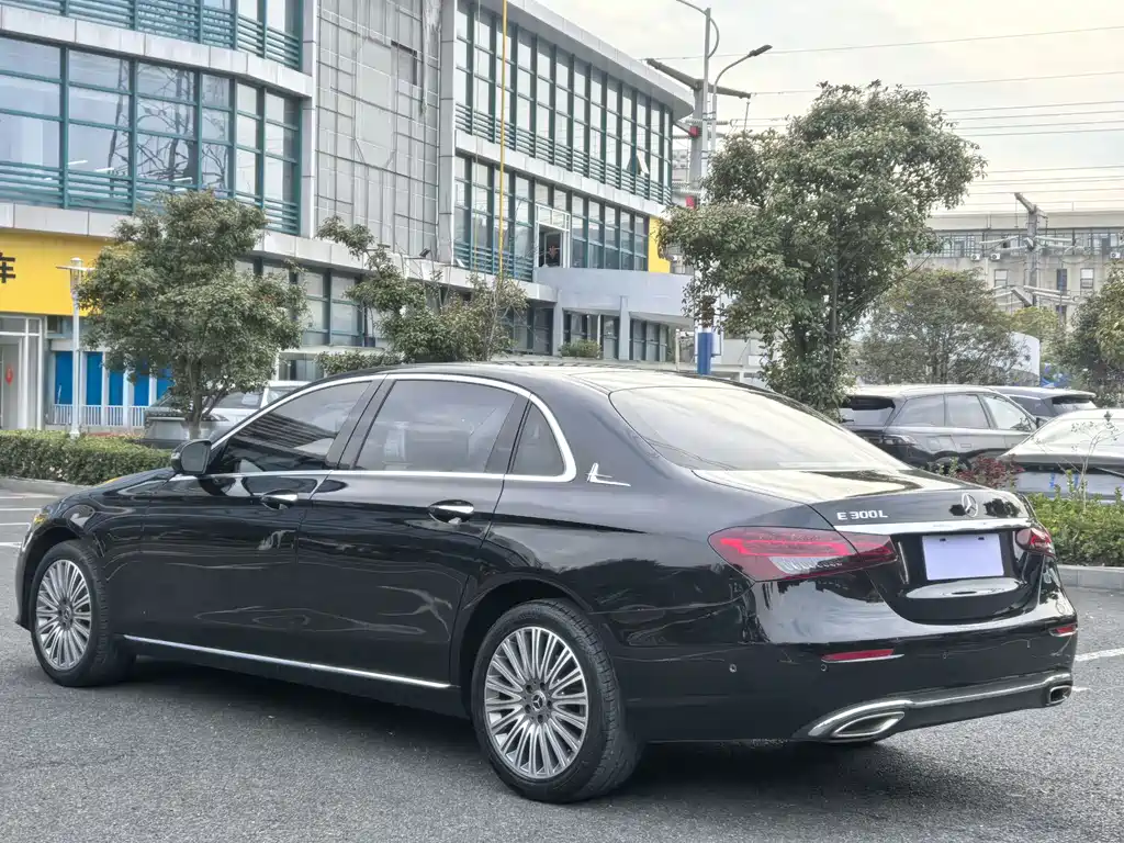 Mercedes-Benz E-Class 2021 E 300 L Fashion Model купить на сайте DeffCars