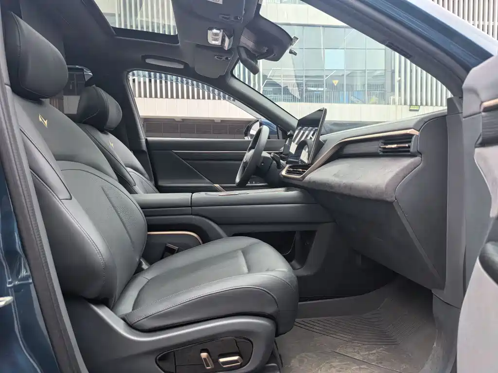 eπ008 2024 model 636Max pure electric version 6 seats купить на сайте DeffCars