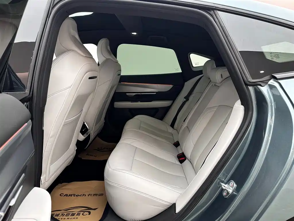 Xpeng P7 2023 P7i 610 Pengyi Performance Edition купить на сайте DeffCars