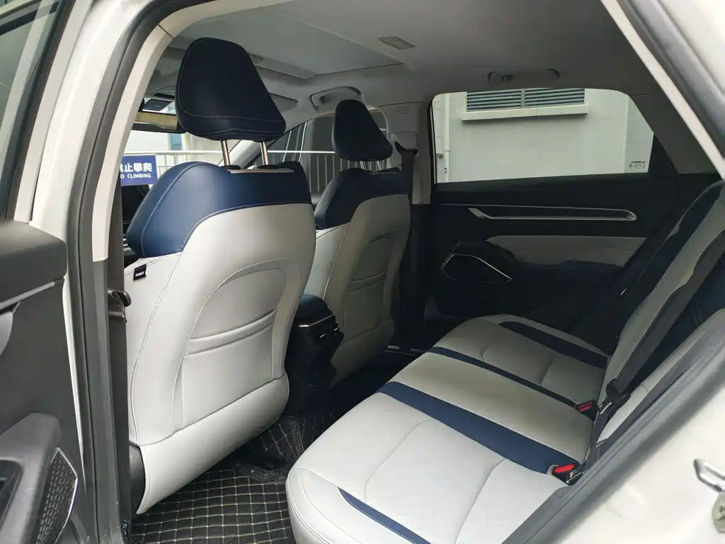 Emgrand 2022 4th generation 1.5L CVT flagship model купить на сайте DeffCars
