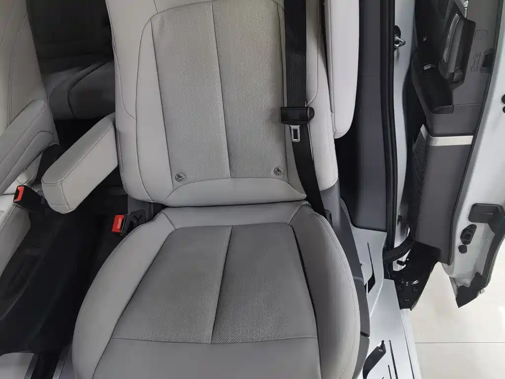 Buick GL8 2025 Lu Zun Early Edition купить на сайте DeffCars