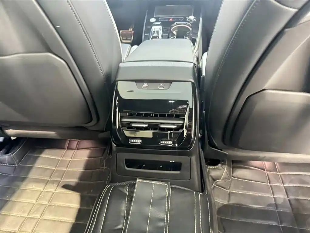 Audi A5L 2026 2.0T sports version quattro купить на сайте DeffCars