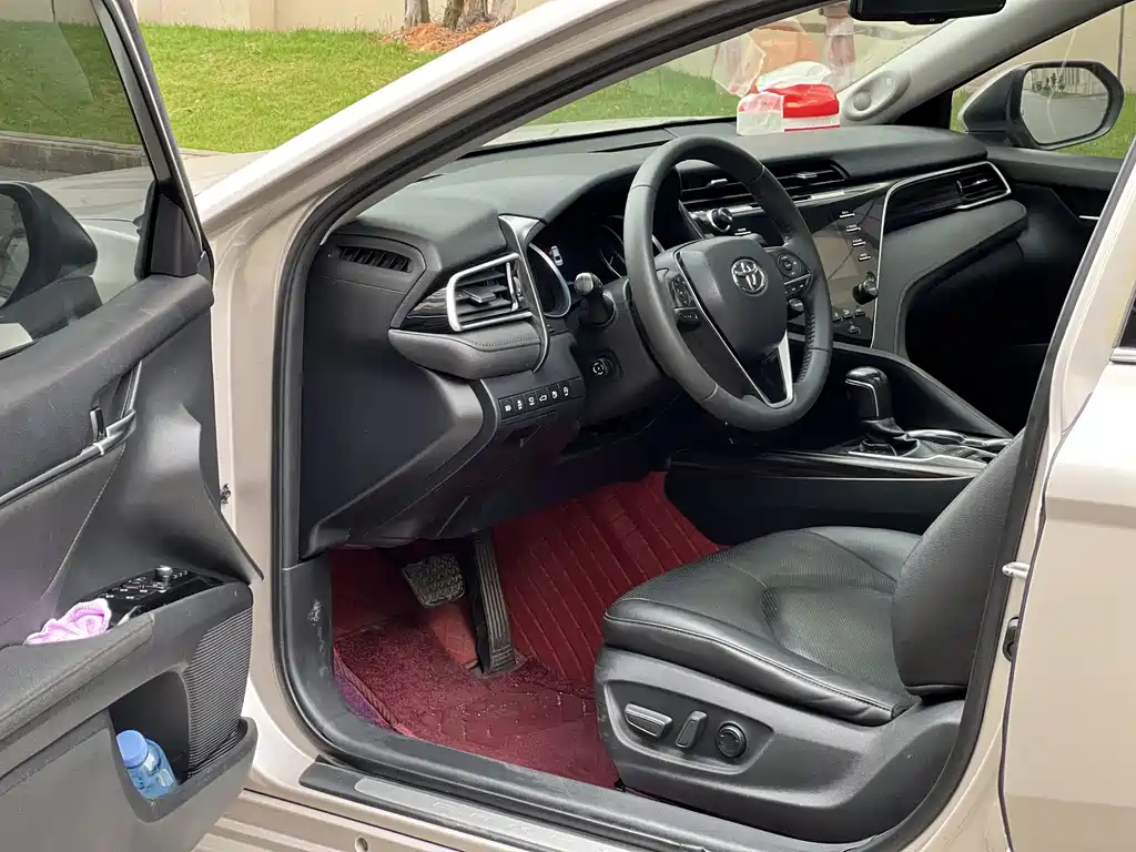 Camry 2018 2.5Q flagship version купить на сайте DeffCars
