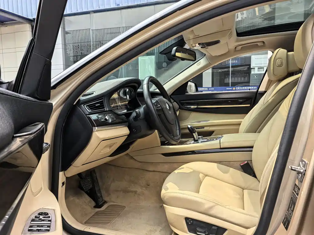 BMW 7 Series 2009 740Li luxury model купить на сайте DeffCars