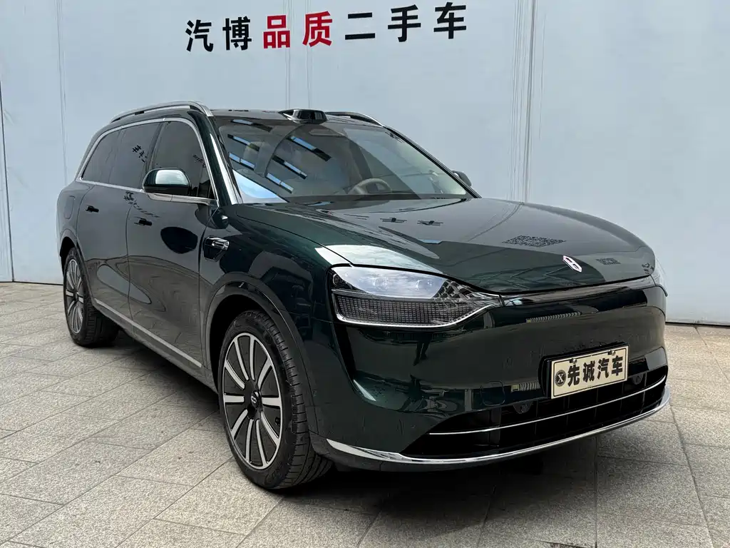 Wenjie M9 2025 extended range Ultra version 52kWh 6-seater version (192-line lidar) купить на сайте DeffCars