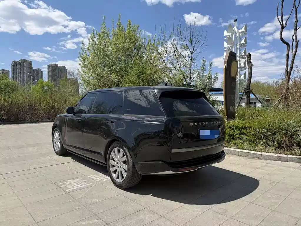 Range Rover 2023 3.0 L6 400PS Seven-seater Extended Edition купить на сайте DeffCars