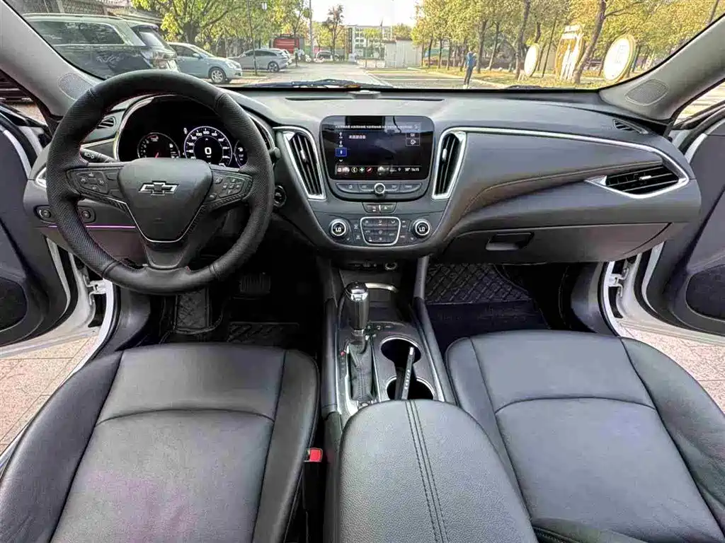 Malibu XL 2019 535T CVT Ruilian Edition купить на сайте DeffCars