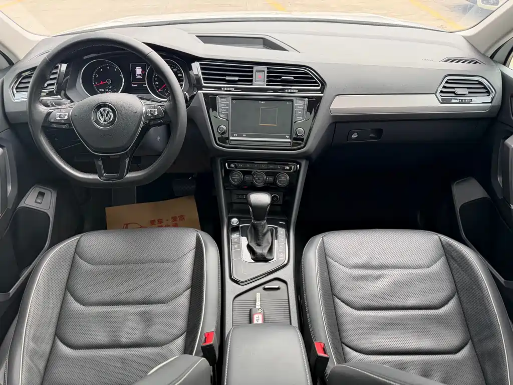 Tiguan L 2018 330TSI automatic two-wheel drive flagship version купить на сайте DeffCars