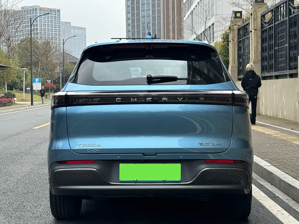 Tiggo 8 PLUS C-DM 2025 model 1.5T 116km premium type 5 seats купить на сайте DeffCars