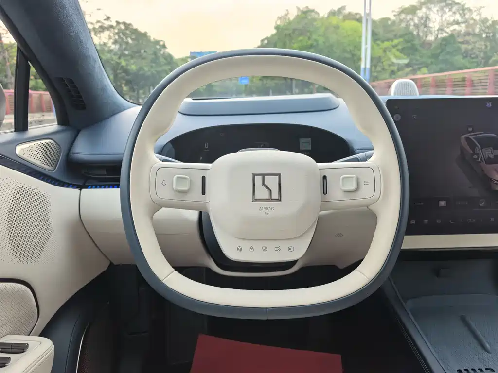 Jikrypton 007 2024 four-wheel drive smart driving version 75kWh купить на сайте DeffCars