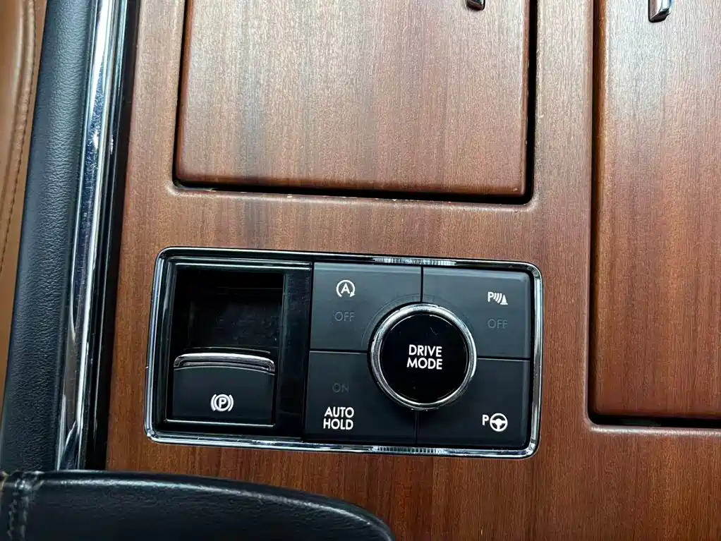 Navigator 2018 3.5T Zunyao Edition National V купить на сайте DeffCars