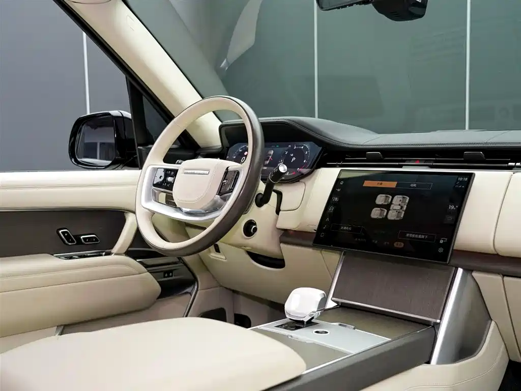 Range Rover 2024 3.0 L6 400PS SV Honor Creation Extended Edition купить на сайте DeffCars