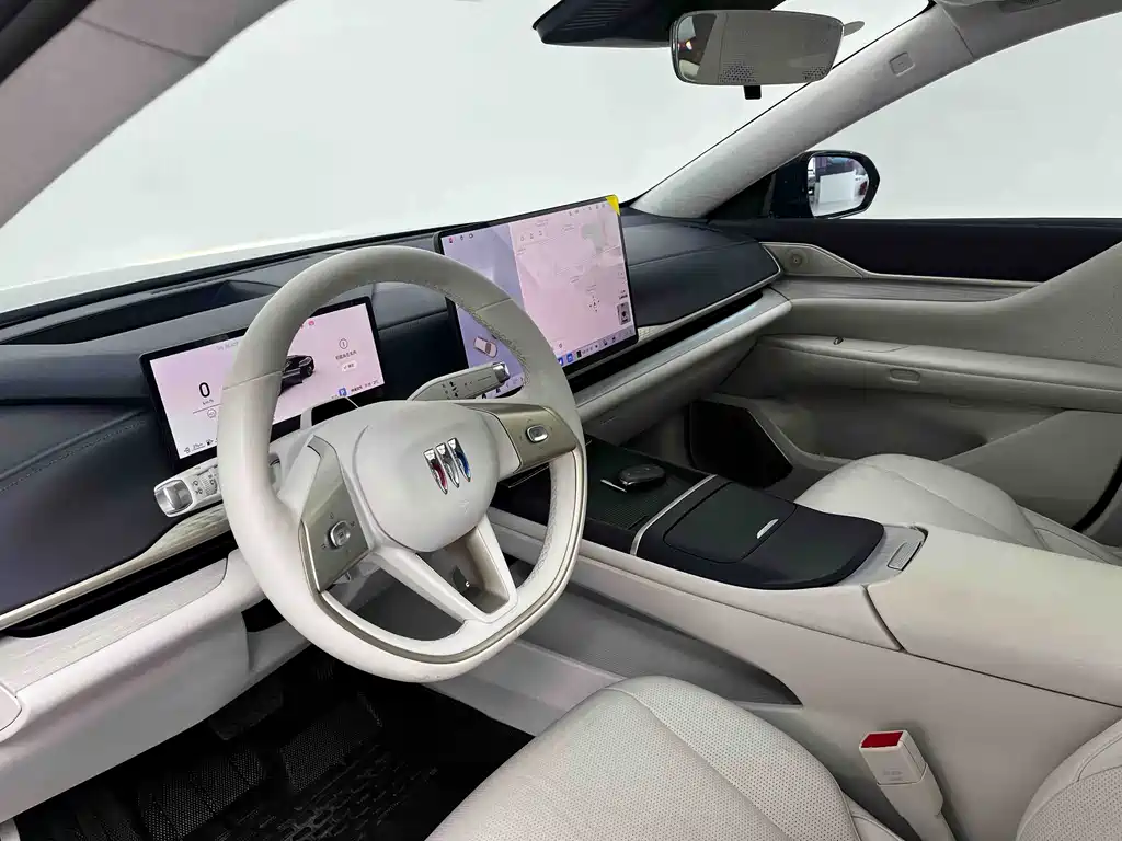 Buick Zhijing L7 2025 Aivia купить на сайте DeffCars
