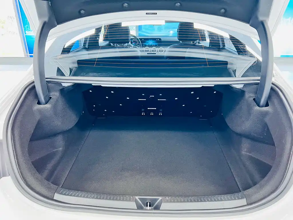 Mercedes-Benz A-Class 2022 facelift A 180 L sports sedan купить на сайте DeffCars