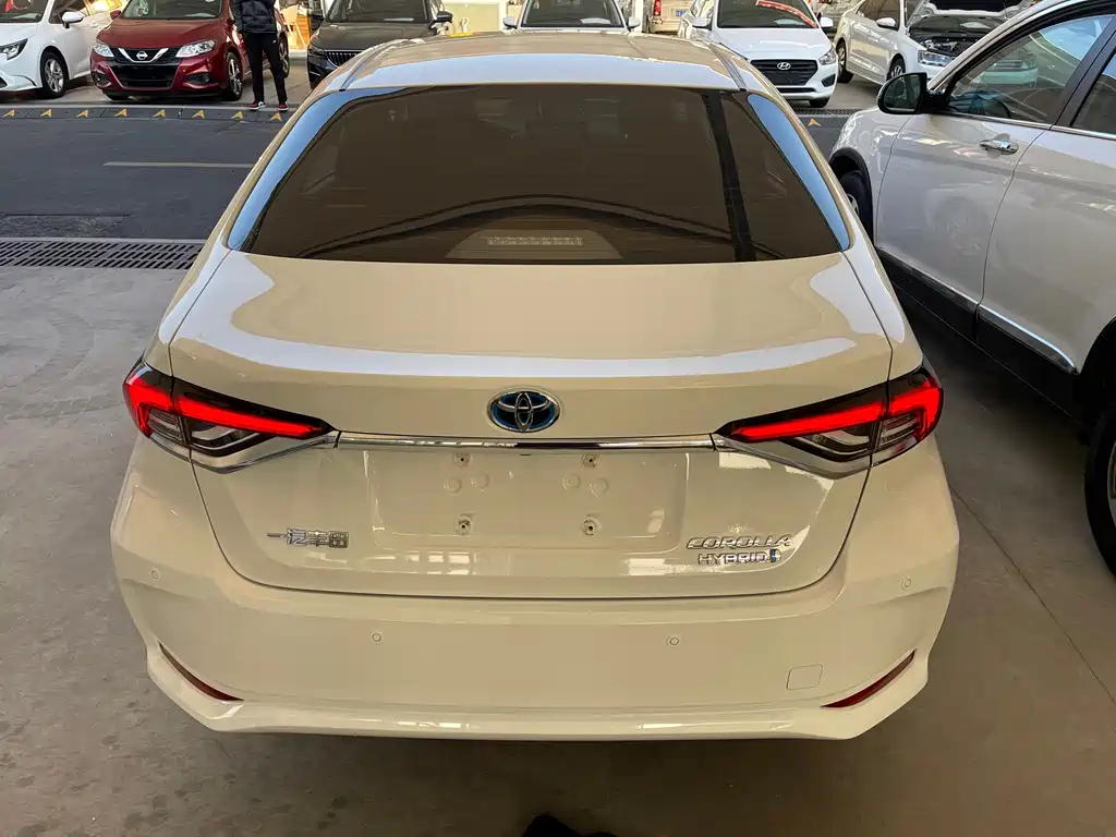 Corolla 2023 1.8L Intelligent Electric Hybrid Dual Engine Elite Edition купить на сайте DeffCars